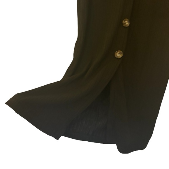 NWT Dynamite dress. Size Medium. Black ribbed fabric. - Picture 4 of 11